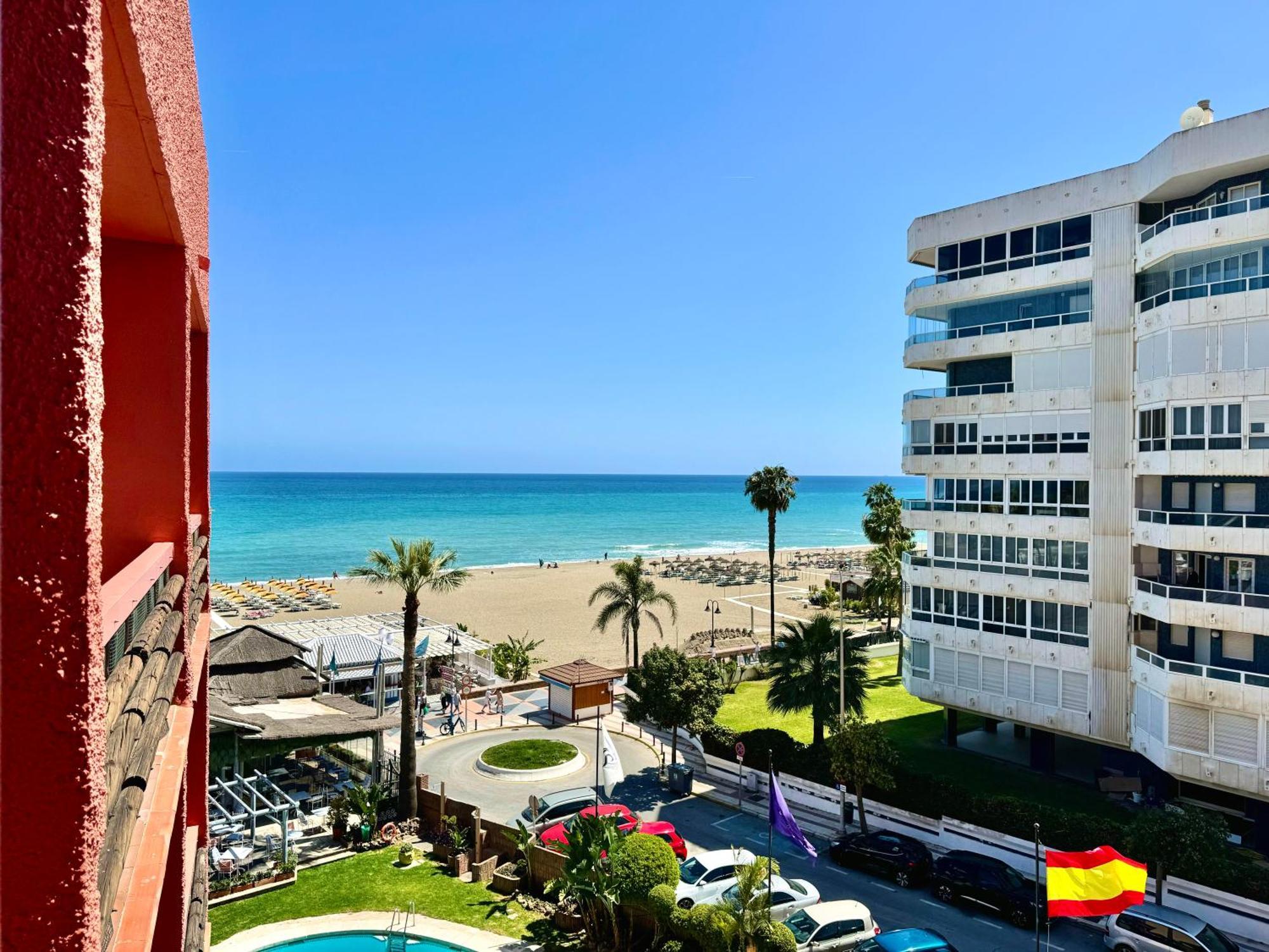 Hotel Ms Tropicana Torremolinos Bagian luar foto